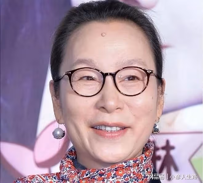 周野芒:在月子期間拋棄奚美娟,26年後兒子的話讓他淚目