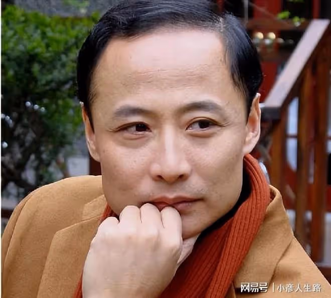 周野芒:在月子期間拋棄奚美娟,26年後兒子的話讓他淚目