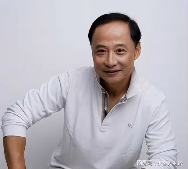 周野芒:在月子期間拋棄奚美娟,26年後兒子的話讓他淚目