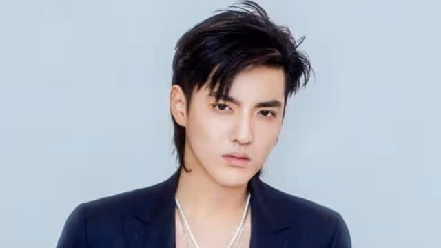吳亦凡被爆在看守所多次偷哭　傻問「為什麼沒熱水」被笑