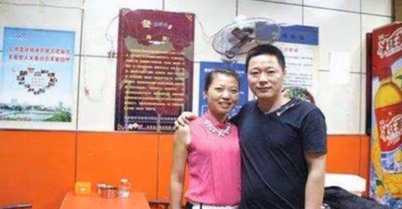 兒媳生意失敗，婆婆不離不棄，3年後兒媳生意好轉這樣對待婆婆