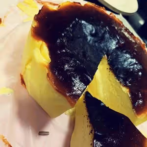 網紅巴斯克重芝士蛋糕（空氣炸鍋做的）