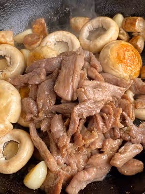 臻鮮糯米料酒之口蘑牛肉
