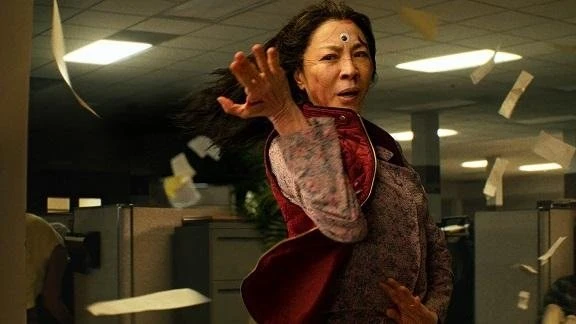 60歲楊紫瓊獲選《時代》年度人物　有望角逐明年奧斯卡影后