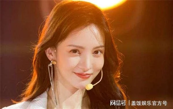 金晨回應扮卡達王子造型,暗諷網友嫉妒眼紅,遭怒批無知沒情商