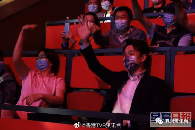 吳偉豪70歲靚仔爸爸登場！曬高技巧震音高音肥媽贊充滿熱情