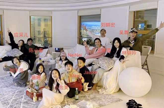 吳尊曬女兒第一次玩滑板讚不絕口，劉畊宏兒子與Jasper同框競技