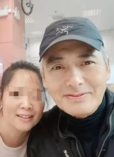 67歲周潤發參加越野跑，不到一小時跑完10公里，身材健碩老當益壯