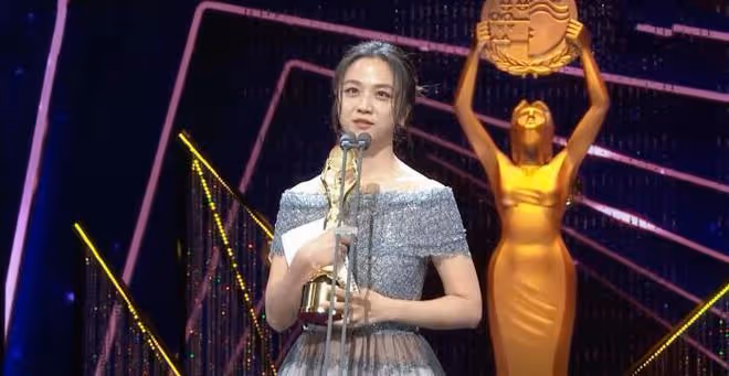 又封后！湯唯獲韓國電影製作家協會獎影后，今年已拿五座影后獎盃