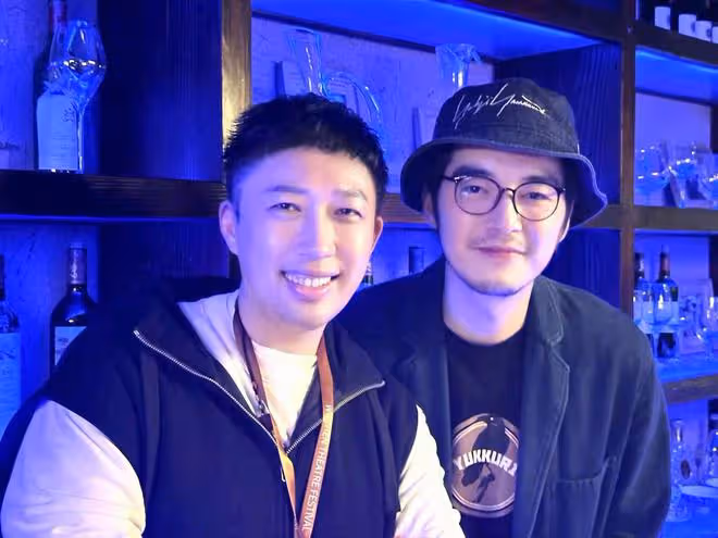 於正曬與金世佳合照，否認二人不和傳聞，透露其已轉業做老師
