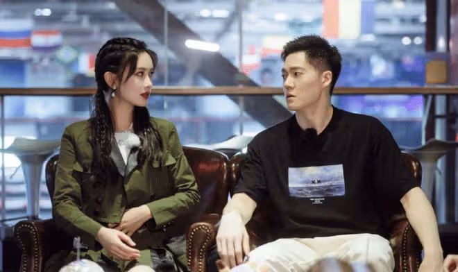 何猷君表哥王厚傑曬慶生照，攜女友出鏡，女方五官大氣像奚夢瑤