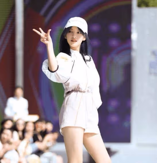 程瀟是個野王，並且說喜歡瑤妹，這是什麼人間芭比？
