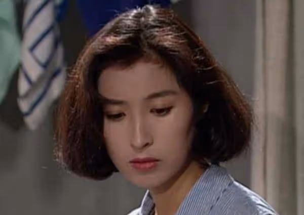 艷壓蔡少芬奪冠，周慧敏牽線嫁給劉青雲，郭藹明一生未育被寵21年