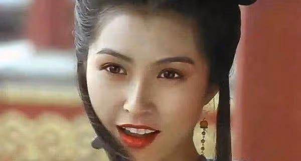 艷壓蔡少芬奪冠，周慧敏牽線嫁給劉青雲，郭藹明一生未育被寵21年