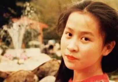 《射鵰英雄傳》37年：侍女成影后，跑龍套的他成天王