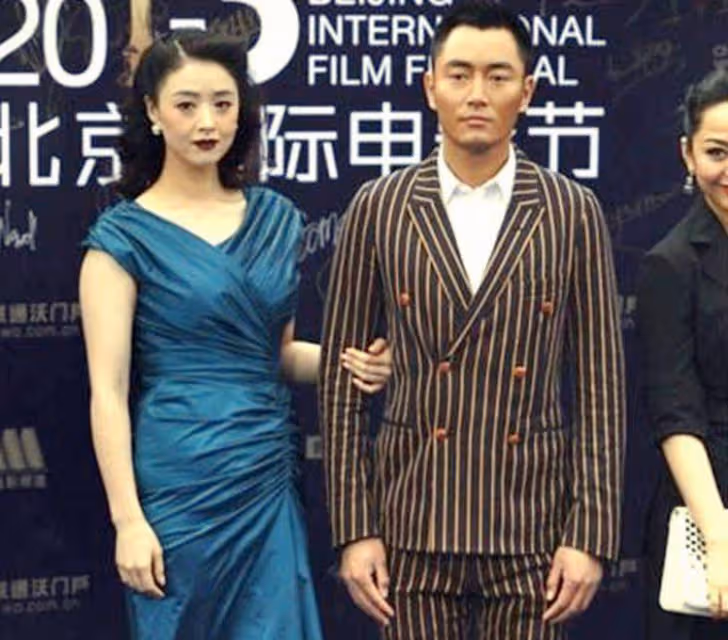 女星失敗造型，蔣欣「中毒」，袁姍姍「踩高蹺」，最後一個是極品