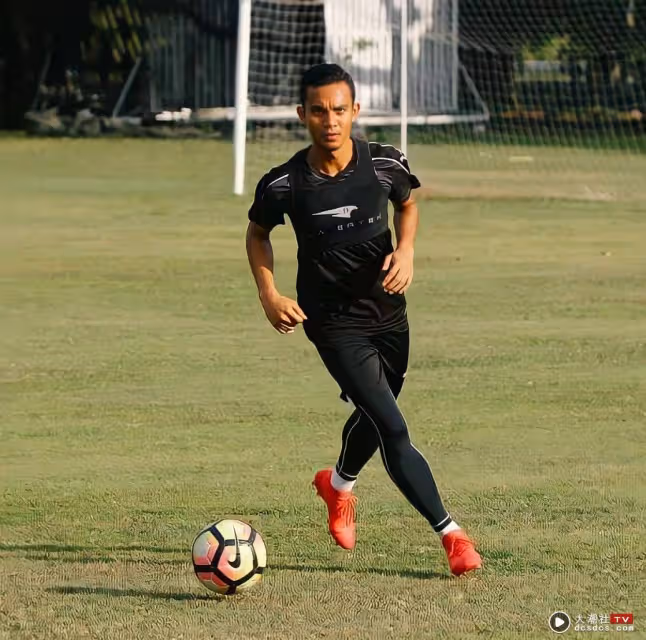 馬來西亞球員曾獲FIFA最佳年度進球獎!打敗Messi、Neymar獲第一名!