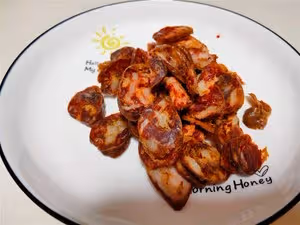 超下飯的簡單家常菜—胡蘿蔔炒香腸