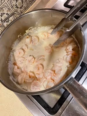鮮蝦蒜香奶油意面