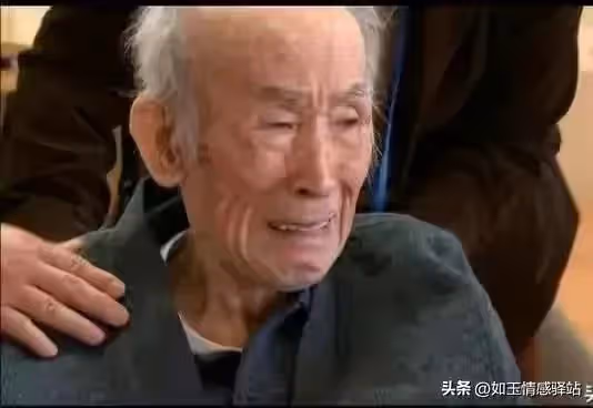 退休後錢被掏空！3位老人坦言：不管退休金多高　都不要養成「這3個壞習慣」以免晚景淒涼