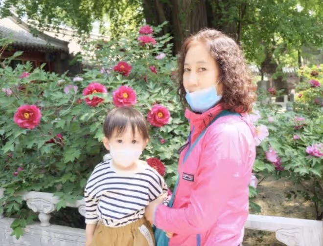 曹雲金前妻唐菀自曝被確診新冠，母親也被感染，4歲女兒很健康
