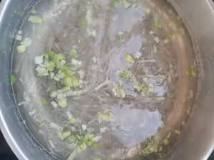 加點鹽就能完成的美味（蘿蔔絲湯）