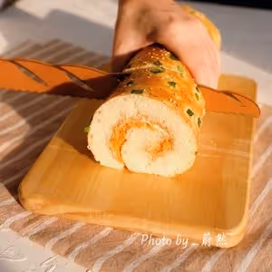 肉鬆麵包卷