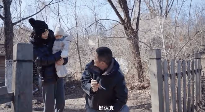 李亞鵬妻子曬帶娃日常，透露寶寶乳名叫小阿喜，豪宅裝修古風古味