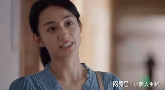 縣委大院又一張熟面孔！拍完歡迎光臨拍縣委大院，28歲氣質佳