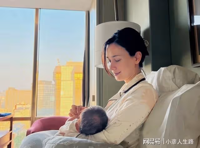 盧靖姍產後三個月秀零贅肉身材，拋出觀點：愛孩子不能勝過愛自己