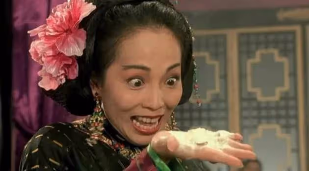 她原本天生麗質！卻為周星馳扮醜走紅　痛失男友後「曾發誓終身不嫁」如今身價數億成富婆