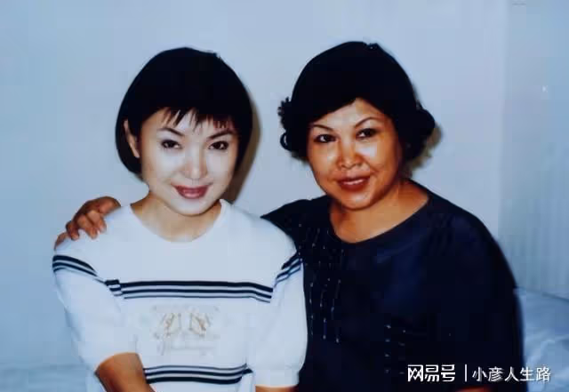 出軌整容醫生,轉移丈夫12億財產,「常回家看看」的陳紅是真狠