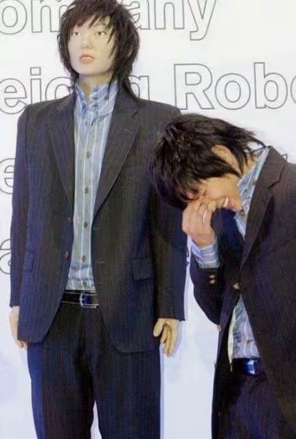 明星蠟像差距可真大！鄧紫棋同框蠟像「宛如雙生」真假難分　林志玲蠟像卻「尷尬」到本尊笑都笑不出