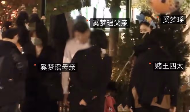 奚夢瑤拍復古大片，化身掛曆女郎，造型用力過猛不如素顏漂亮