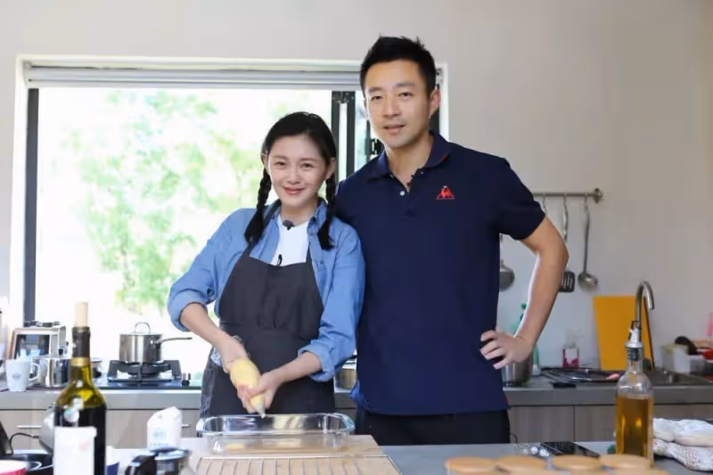 張蘭稱大S嫁汪小菲是殺豬盤 看中他是愛新覺羅汪