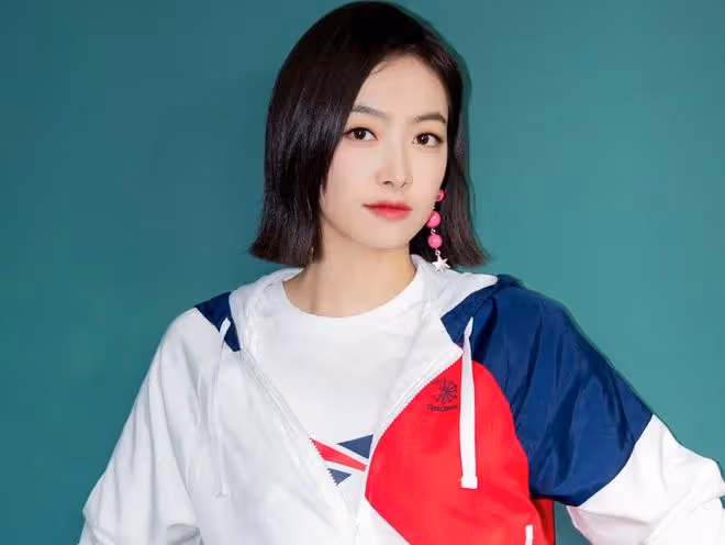 宋茜堪稱是真正的偶像，顏值身材俱佳，用作品的好口碑成功逆襲