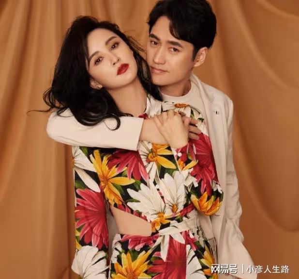 繼張歆藝李艾張藍心後,楊威老婆也感染新冠,高燒39度至今未退燒