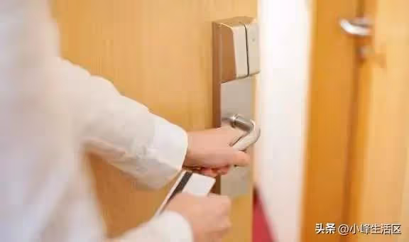 堅持把房子給弟弟,離婚後想要復婚,丈夫:你太把自己當回事了