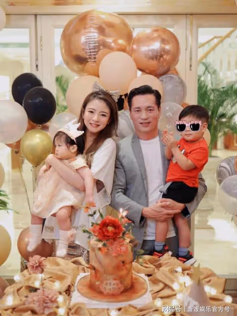 安以軒老公被捕後首發言，情緒激動稱不知情，安以軒未到場疑不合