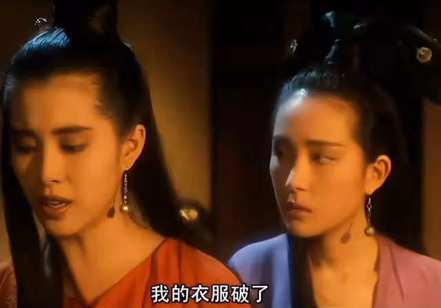 像極洋娃娃！59歲香港知名名媛曬慶生照，齊劉海丸子頭打扮超年輕
