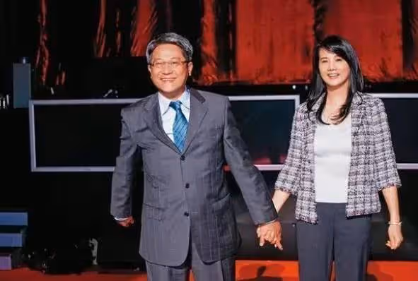 台灣最美闊太：拒成龍又幫白冰冰救女，三度救夫終獲認可，今擁76億，62歲成最美婆婆