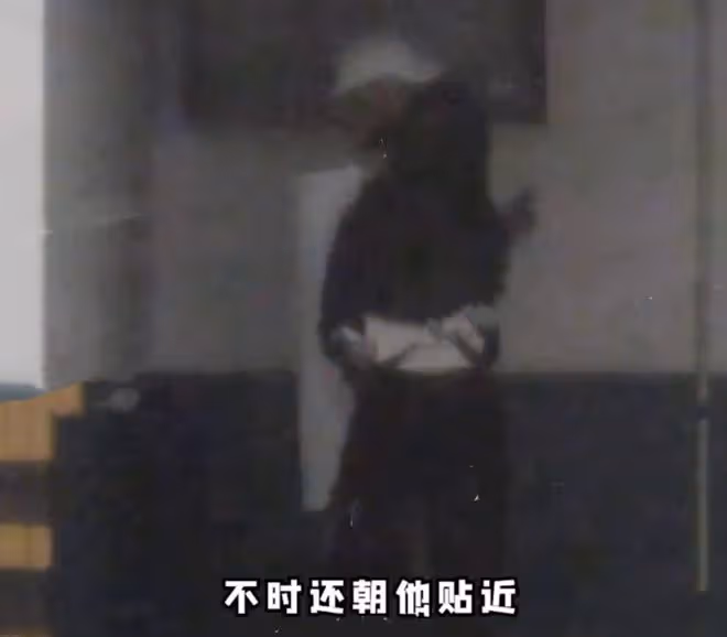 黃子韜亂扔菸頭素質差，與徐藝洋逛街過二人世界，同回別墅疑同居