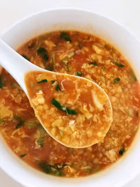 減肥又解饞的玉米面疙瘩湯（內附攪拌疙瘩視頻）