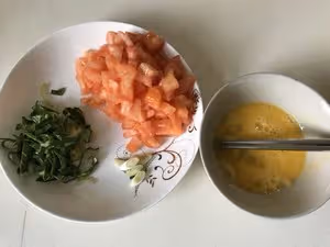 減肥又解饞的玉米面疙瘩湯（內附攪拌疙瘩視頻）