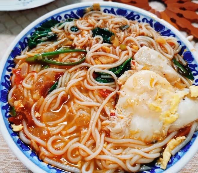 【深夜食堂】超簡單江西人的煮米粉