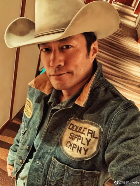 以善待人!半百男星「免費當司機」意外被相中出道 「不捨媽媽一人」毅然回家鄉托起母晚年