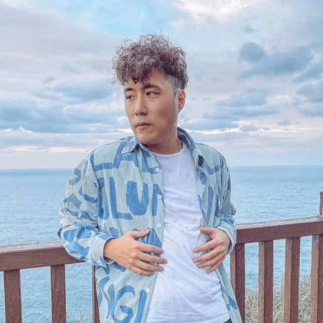 到廟裡求神救女兒！李亞萍痛哭「籤詩巧合預言」余苑綺2周後就病逝　他悲嘆：「求了3次結果都一樣...」　