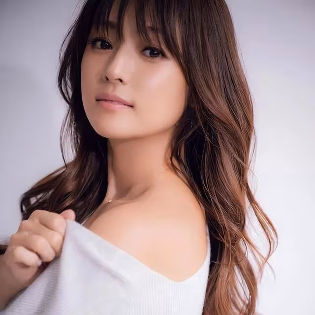 綾瀨遙、深田恭子是同個女團出身？10位「單飛比較紅」的日本女星