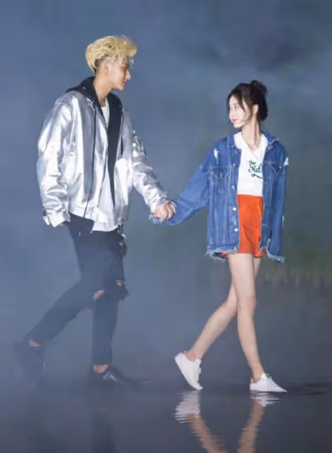 2022年戀愛的5對明星情侶，有的男友吃軟飯，有的女方曾經被包養