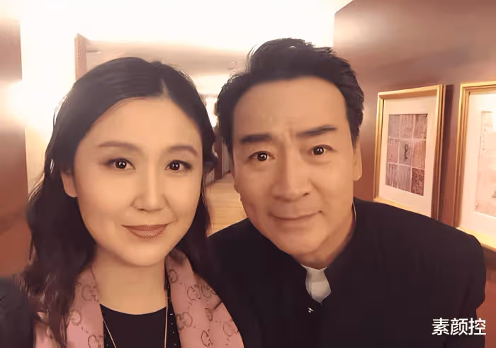 憑《情深深雨濛濛》爆紅！68歲男演員被前妻「花光積蓄後」愛上小24歲的嬌妻　同居3年後「卻提出分手」：你去找別人吧